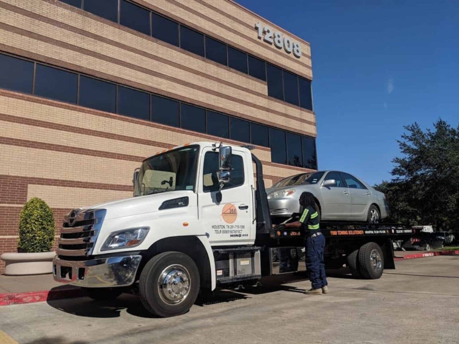 Reliable Tow Truck Services in Fort Worth: Your Solution to Traffic Woes