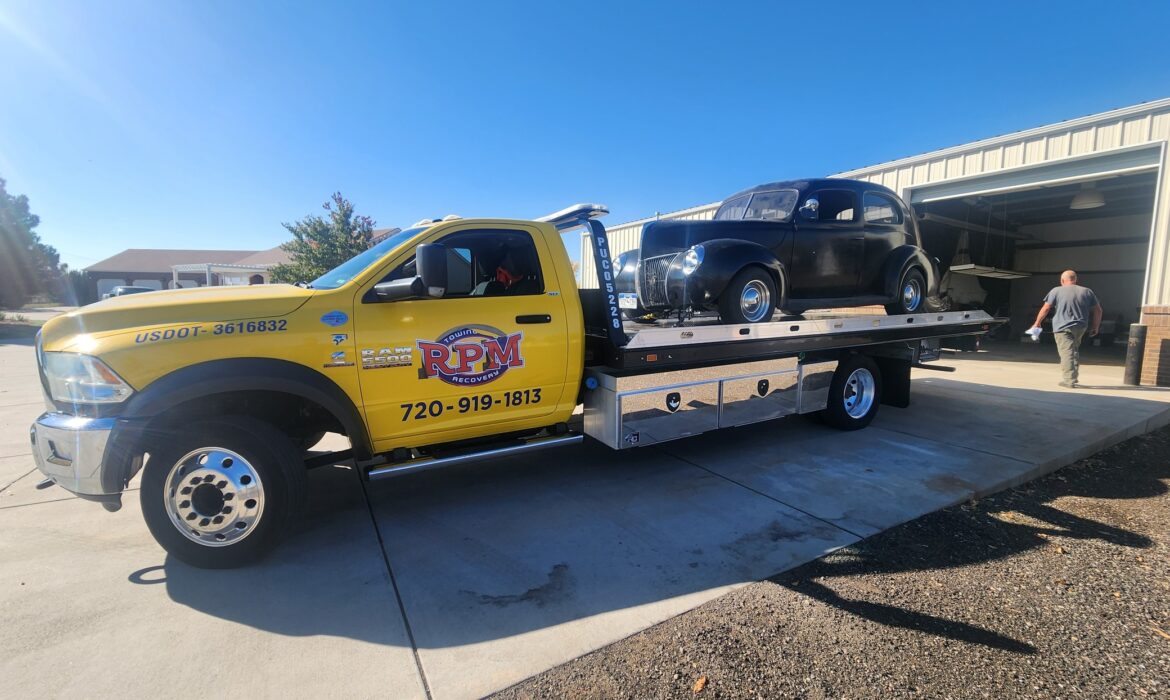 Reliable Towing and Roadside Assistance by Aurora Towing Service, USA  