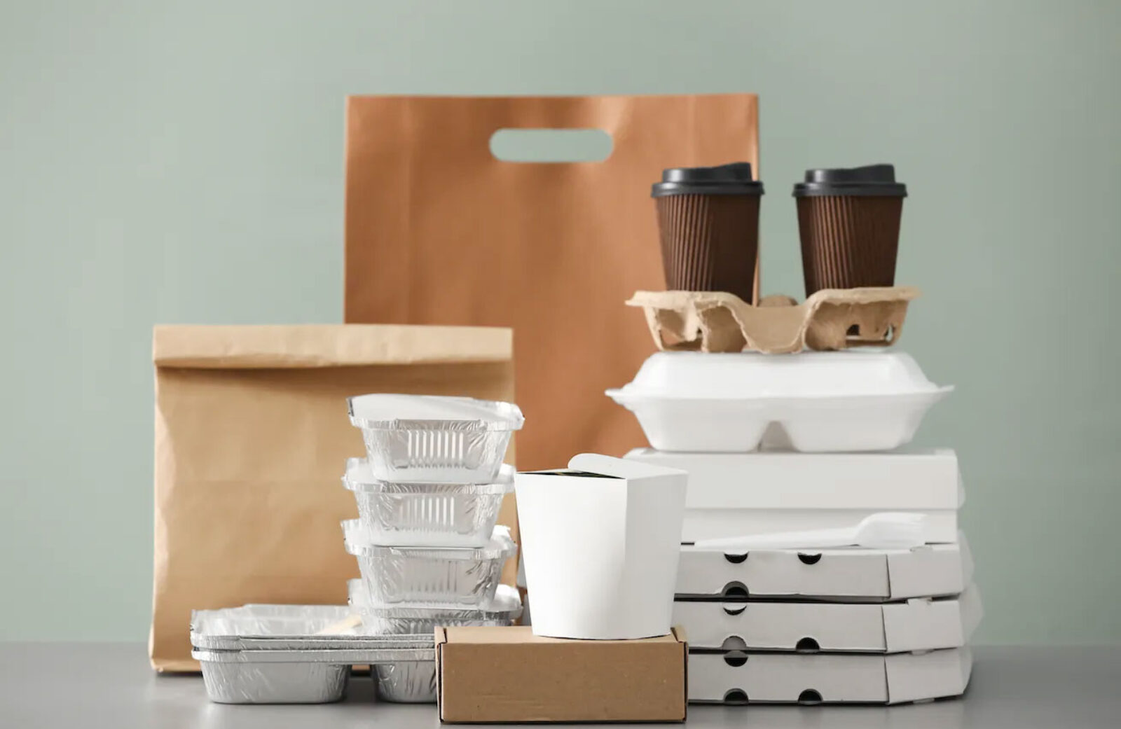 Common materials for takeout boxes