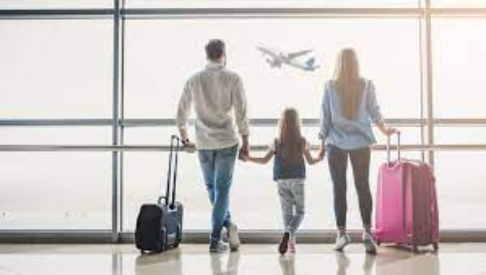 Traveling with Kids: Safety Tips for a Happy Trip