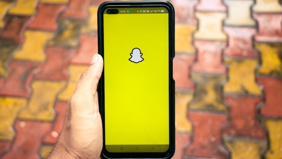 snapchat story viewer, snapchat story views, snapchat viewer list, snapchat story tips, snapchat analytics, snapchat views order, snapchat anonymous viewer, how snapchat story viewer works, snapchat story hacks, snapchat story engagement, snapchat story count, snapchat social media tips, snapchat viewer guide, snapchat story explained, snapchat story settings